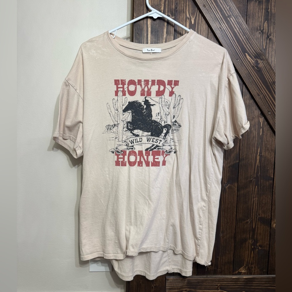 Howdy Honey Graphic T-Shirt